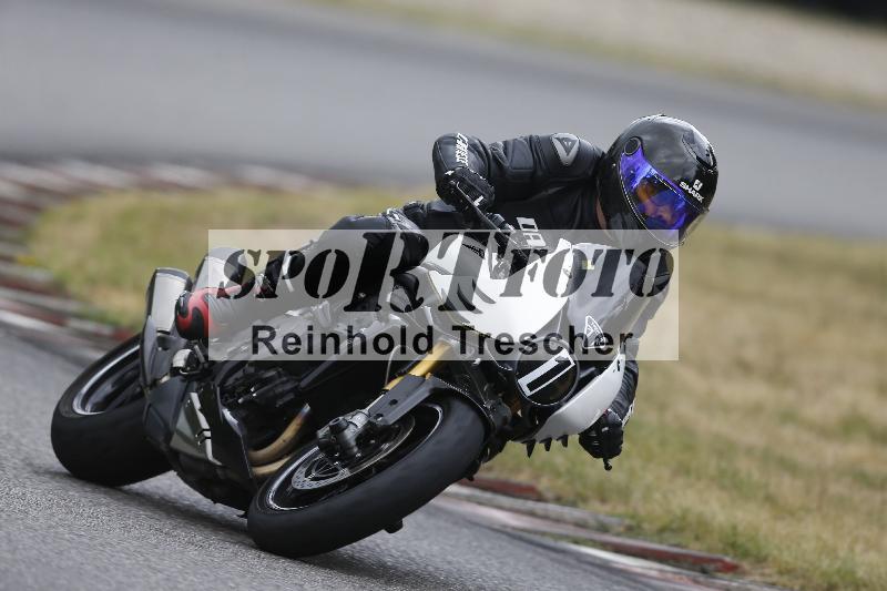 /Archiv-2025/32 07.07.2025 Plüss Moto Sport ADR/Einsteiger/1